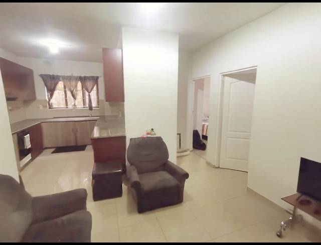2 BEDROOM PROPERTY TO RENT IN RESERVOIR HILLS